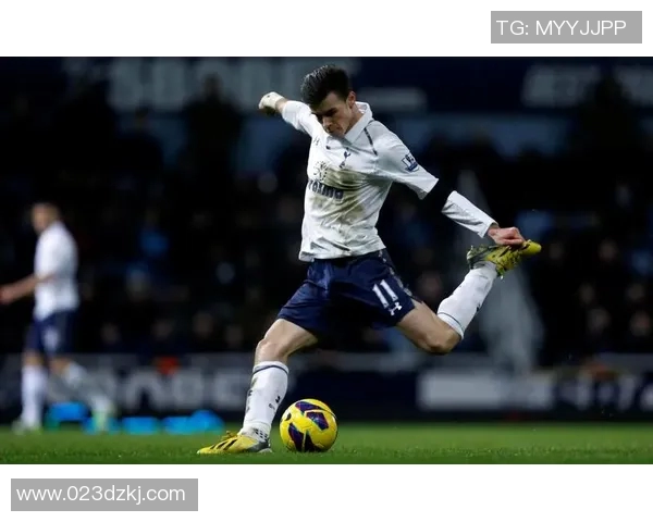 足球明星壁纸微信分享精美高清图片让你随时感受足球魅力