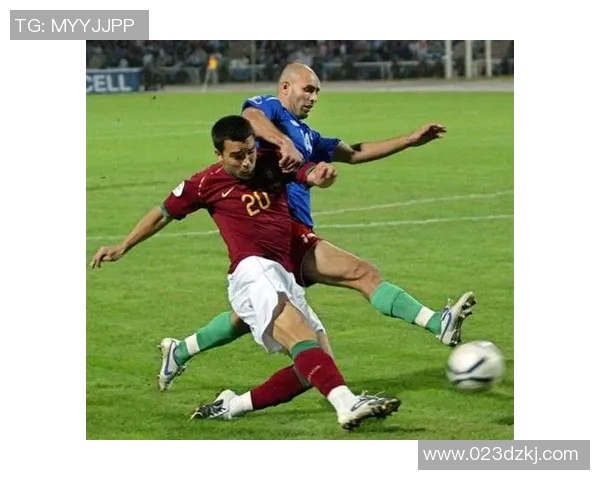 不同足球明星在比赛中精彩滑铲瞬间的精彩图片集锦
